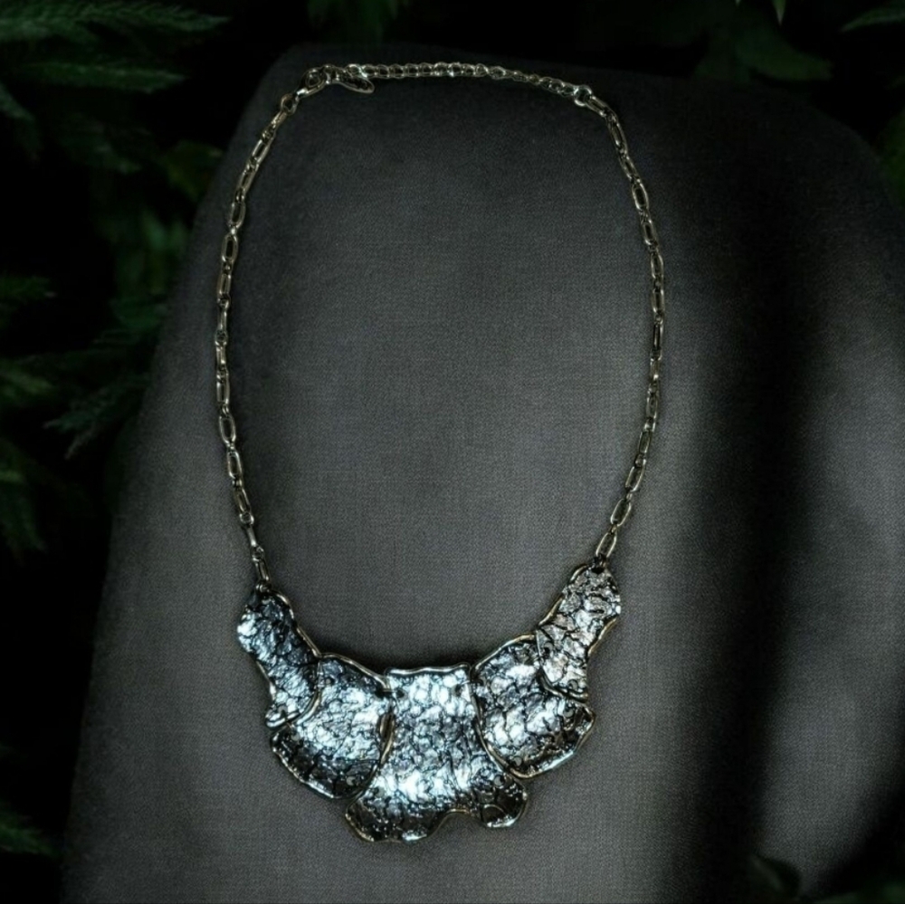 Vintage Signed Eben Chunky Abstract Faux Stone Design Bib Silver Tone Necklace